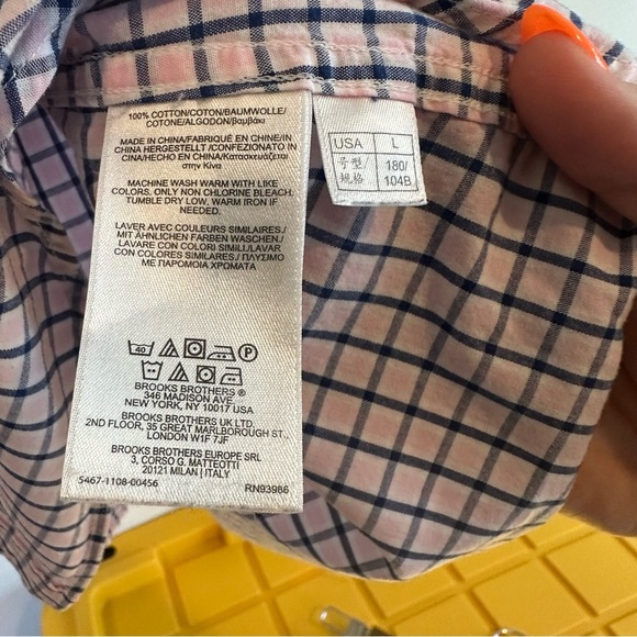 Brooks Brothers Button Down Dress Shirt. Large. Graph Check Light Pink and Navy. - Picture 7 of 7
